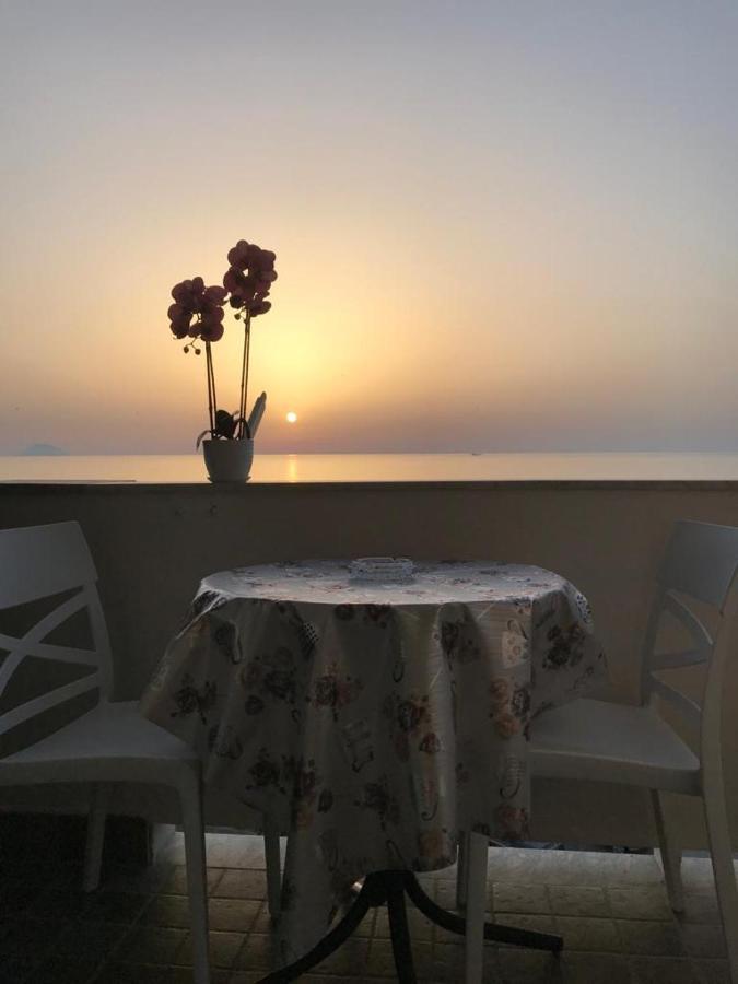 Aparthotel Residenza Luce Sul Mare Tropea Esterno foto