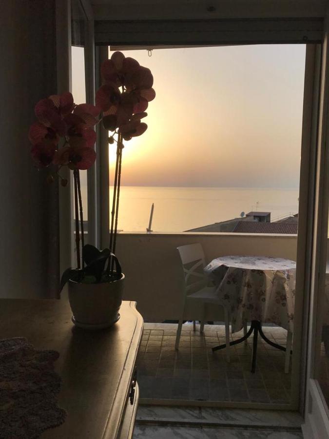 Aparthotel Residenza Luce Sul Mare Tropea Esterno foto