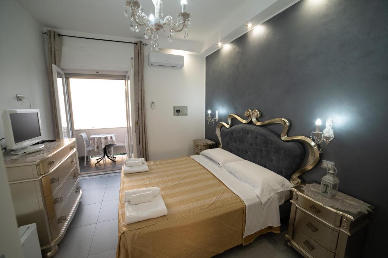 Aparthotel Residenza Luce Sul Mare Tropea Esterno foto