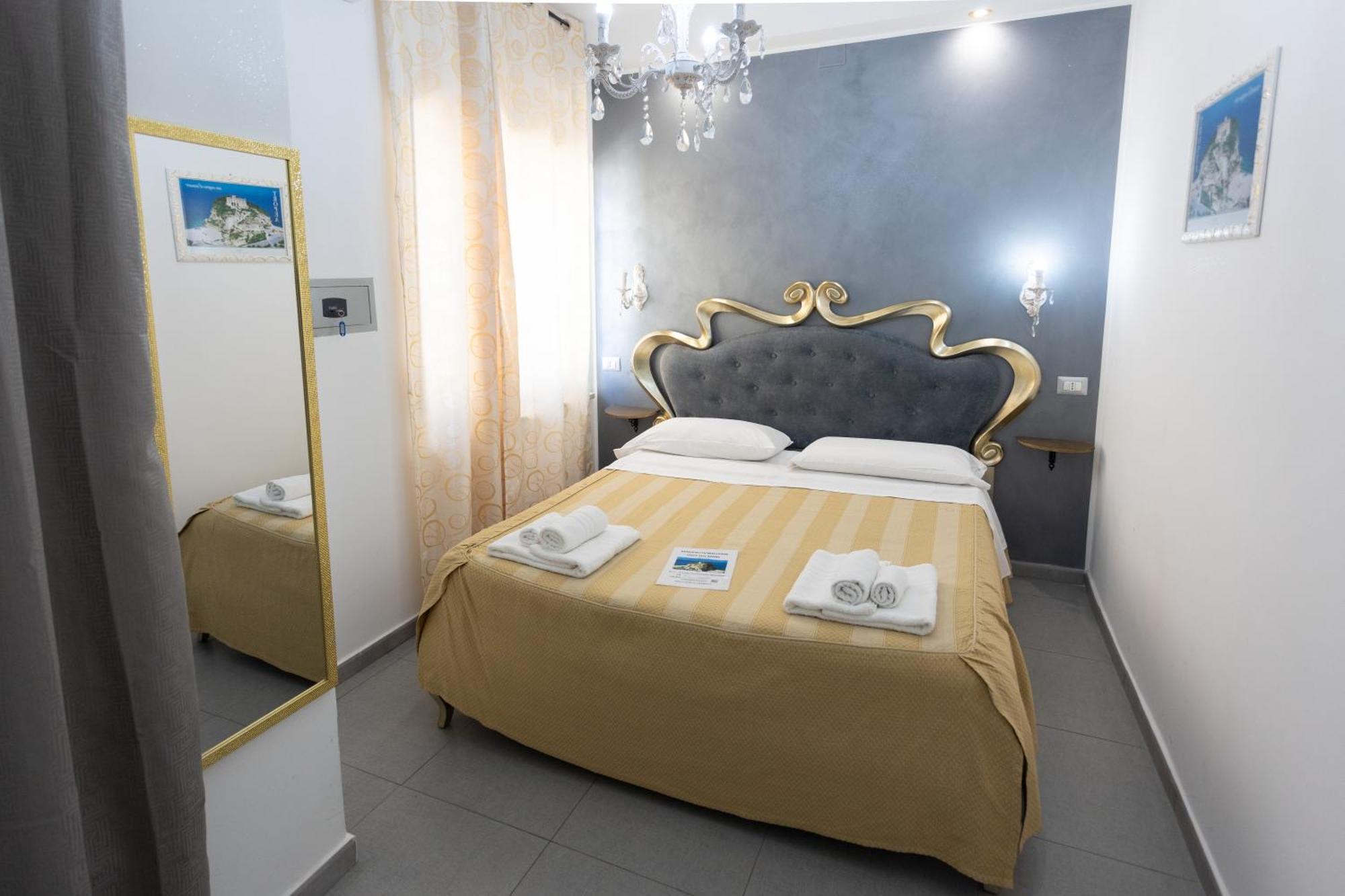 Aparthotel Residenza Luce Sul Mare Tropea Esterno foto